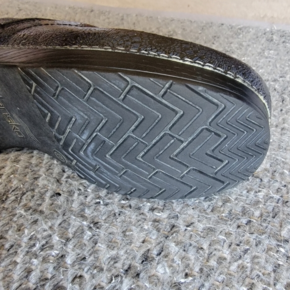 Dansko Professional Clogs blue/black patterned - Picture 4 of 13